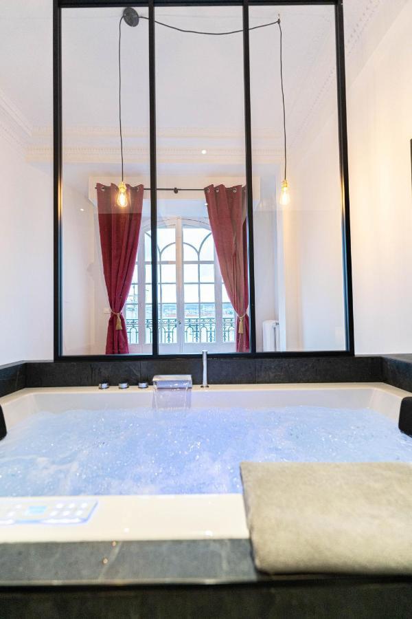 Jacuzzi-Nice Quartier Des Musiciens-Loft Bagian luar foto